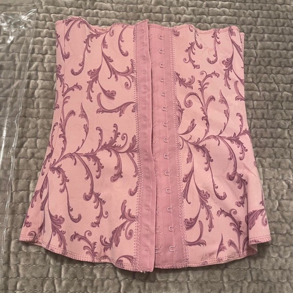 XS Squeem Waist Shape-wear/waist trainer Brand New - Picture 3 of 6